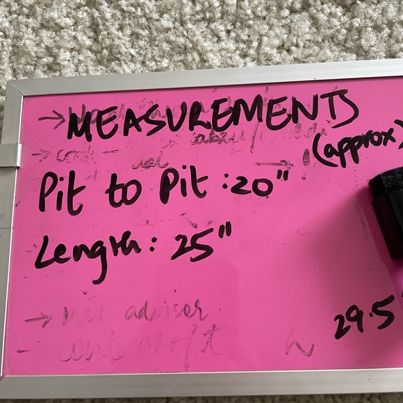 Pink sweater - Picture 2 of 3